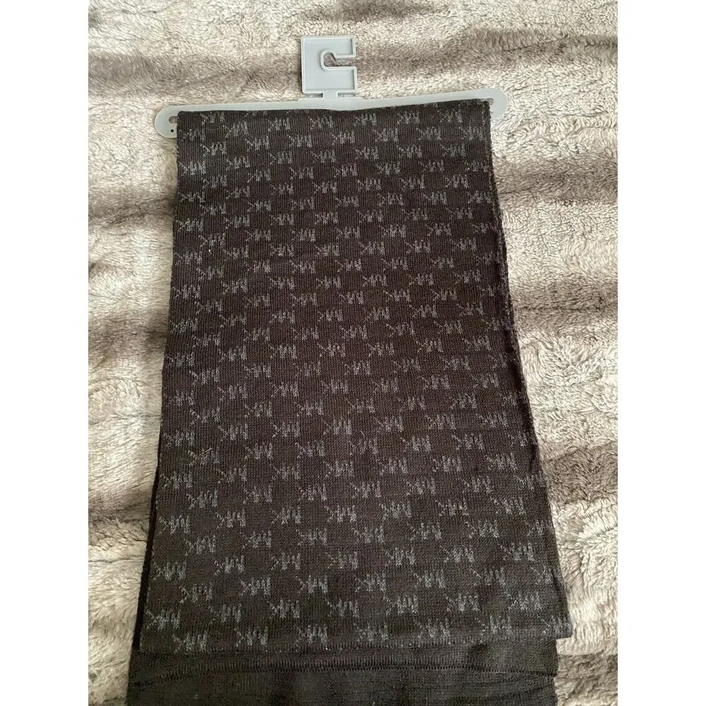 NWT Michael Kors Black Repeat Logo Jaquard Scarf - flaw